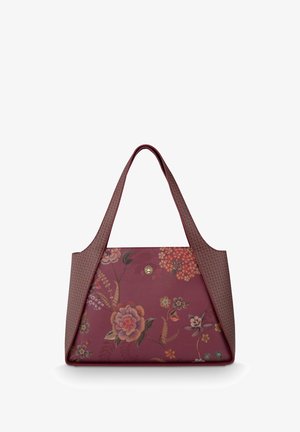 Bordeauxfarbener Tragetasche mit Blumendruck, gemusterten Seitenpaneelen und doppelten Trägern, mit kleinem rundem metallischem Logo in der vorderen Mitte.