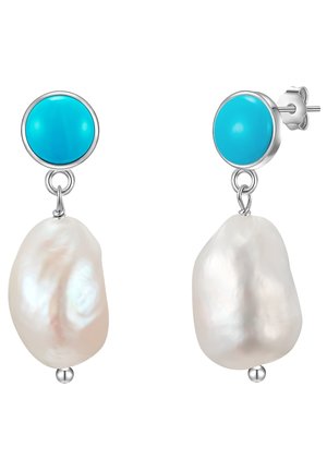Boucles d'oreilles turquoise et argent mettant en vedette un dessus circulaire en turquoise et une perle blanche irrégulière suspendue. Fini lisse, design moderne.