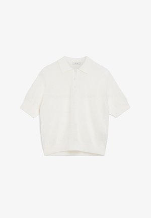 Teddy hvit kortermet polo-skjorte med tekstur har klassisk krage, tre knappelukking og en avslappet passform med ribbestrikkede mansjetter og nederkant.