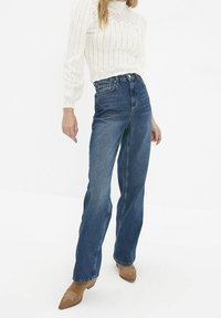 Trendyol Trui - off-white