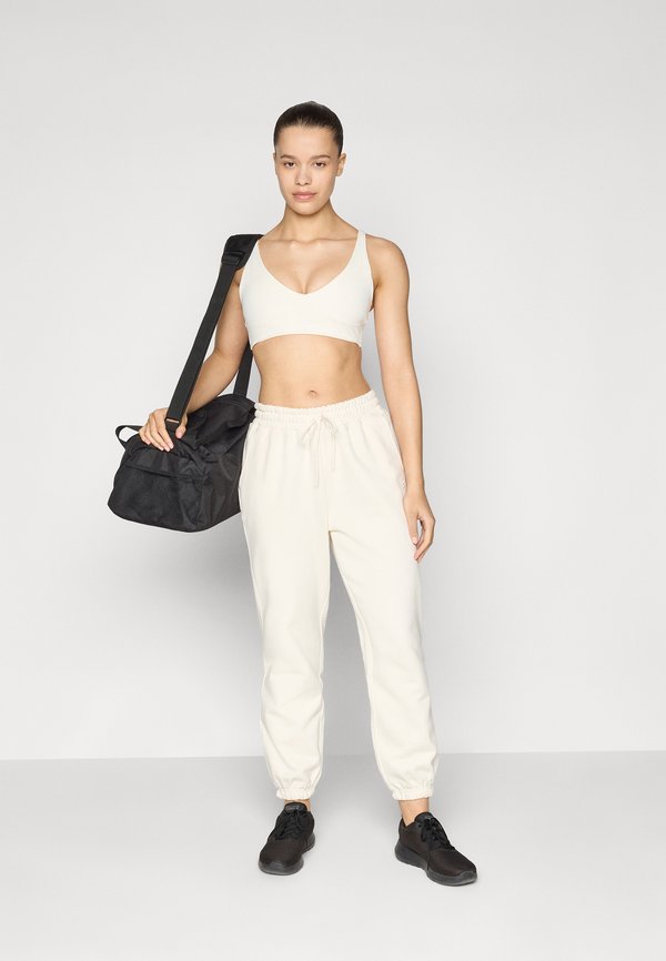 WEEKEND BAGGY JOGGER - Tracksuit bottoms - bone2