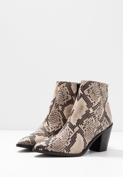 Ladies Boots Dorothy Perkins Snakeskin Boots Dorothy Perkins