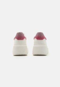 Tamaris Baskets basses - white/fuxia