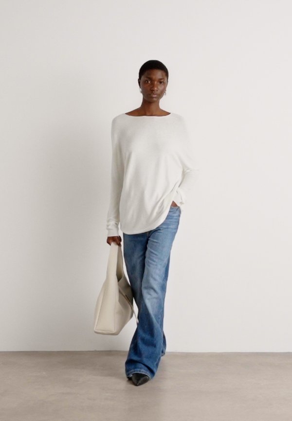 FALANDRANA - Jumper3