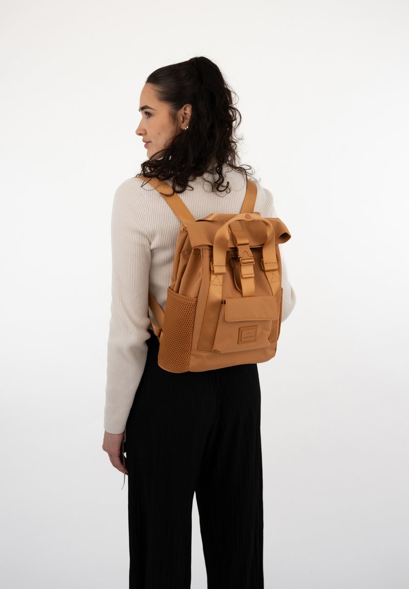 Johnny Urban JULES UNISEX - Hátizsák - caramel