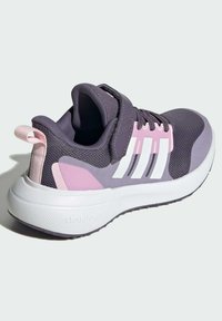 adidas Performance FORTARUN 2.0 CLOUDFOAM ELASTIC LACE STRAP - Scarpe da corsa su strada - shadow violet   cloud white   bliss lilac