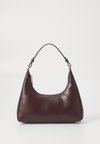 EMBLEM SHOULDER BAG - Handtas - fudge