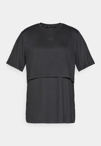 Σκούρο γκρι μπλουζάκι με στρωματοποιημένο σχέδιο, κοντά μανίκια, στρογγυλή λαιμόκοψη και λογότυπο Adidas στο ίδιο χρώμα στο πάνω μέρος μπροστά.