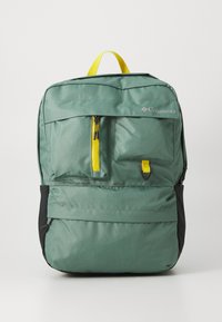 Επιλέχθηκε, pond/black