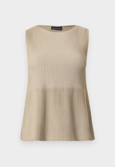 Haut beige sans manches en maille côtelée avec encolure ronde et ourlet évasé, présenté sur un fond blanc.