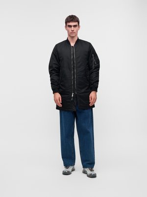 Alpha Industries, COAT UNISEX - Яке бомбър - black