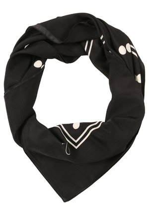 Zwart stoffen bandana met witte geometrische en stippenpatronen, gevouwen in een driehoekige vorm.