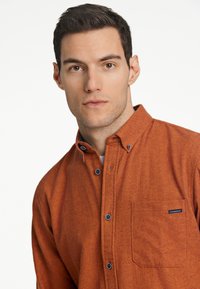 Lindbergh BRUSHED LS - Camicia - burnt orange
