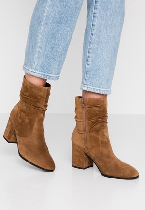 Bottines - camel