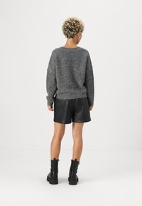 ONLY Petite Kofta - mottled dark grey