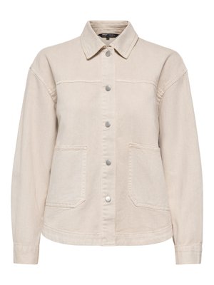 Giacca beige con bottoni, maniche lunghe, collo, due tasche applicate frontali e bottoni a pressione in metallo al centro.