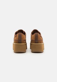 UGG CITYFUNC SHOE - Pantofi casual cu șiret - chestnut