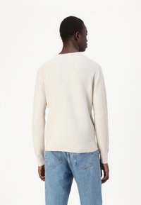 Calvin Klein WAFFLE STRUCTURE - Maglione - stony beige