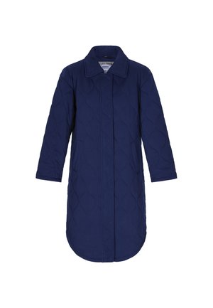 Abrigo acolchado en azul marino con cuello puntiagudo, mangas largas y corte recto. Cuenta con dos bolsillos laterales y una tela texturizada con un patrón de diamantes.