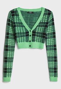 Zielony krótki kardigan w kratę wykonany z miękkiej dzianiny. Posiada dekolt w serek, długie rękawy oraz czarne guziki. Całość ozdobiona jest fakturowanym wzorem.