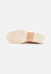 Melvin & Hamilton Botines bajos - light pink