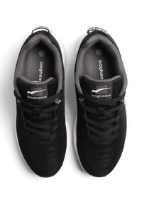 Ett par svarta och grå Bagheera löparskor med vita sulor, storlek 37, sedda ovanifrån mot en vit bakgrund.