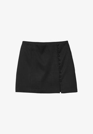 Gonna mini nera con una texture liscia, taglio dritto e chiusura laterale con bottoni decorativi lungo la cucitura.