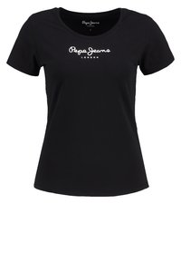 Černé tričko s krátkými rukávy vyrobené z bavlny. Vybaveno kulatým výstřihem a bílým logem "Pepe Jeans London" uprostřed přední části.