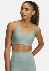Under Armour LOW BRA - Light support sports bra - silica green