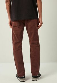 Next AUTHENTIC - Blugi conici - rust