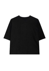 Camiseta de algodón negra con un corte holgado, mangas cortas y cuello redondo. Textura suave sin patrones ni detalles visibles.