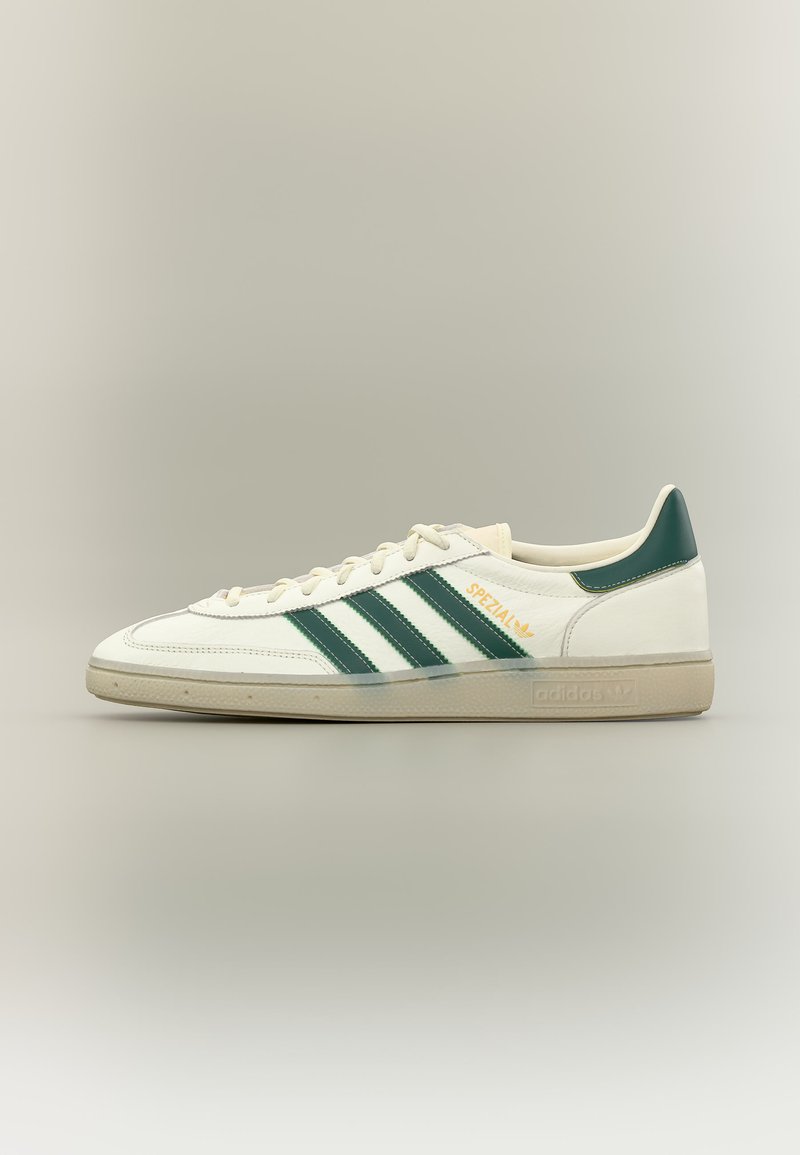 adidas Originals HANDBALL SPEZIAL core white/collegiate green/off white/off-white