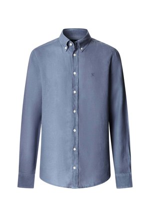 Koszula na guziki z długim rękawem w wyblakłym niebieskim kolorze, z kołnierzykiem na guziki i małym haftowanym logo na lewej piersi.