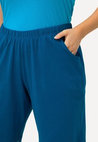 Ulla Popken BERMUDA  - Šortky - classic medium blue