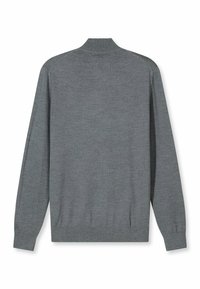 Grauer Strickpullover mit hohem Kragen, langen Ärmeln, gerippten Bündchen und Saum. Der Stoff hat eine glatte Textur und ein dezentes Muster.