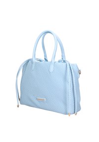 Borsa a mano azzurro chiaro con un motivo intrecciato testurizzato, manici arrotondati e una tracolla staccabile. Presenta un piccolo accento con logo dorato.