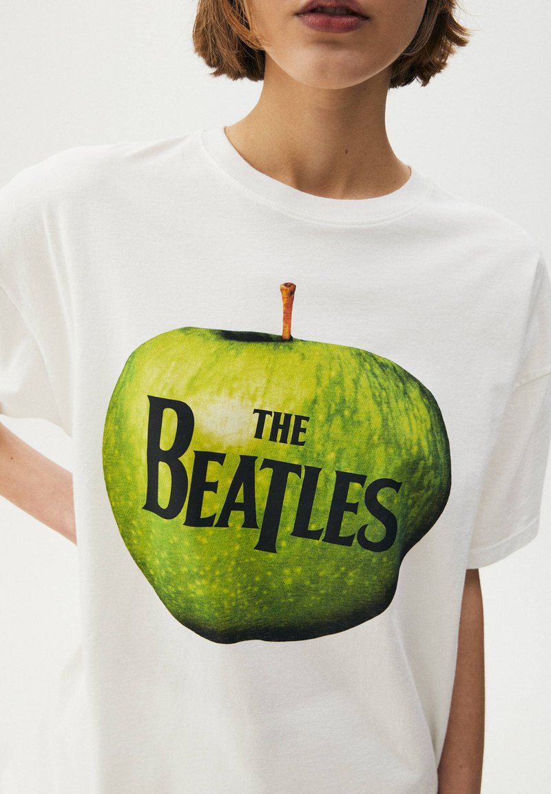 Damen T-Shirts | PULL&BEAR THE BEATLES APPLE T-Shirt print white/weiß - BY60526 Damen T-Shirts | PULL&BEAR THE BEATLES APPLE T-Shirt print white/weiß - BY60526
