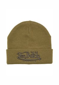 Olivovo zelená pletená čiapka vyrobená z jemného materiálu, s prehnutým okrajom, na ktorom je vyšitý nápis "Von Dutch" hnedým kurzívou.