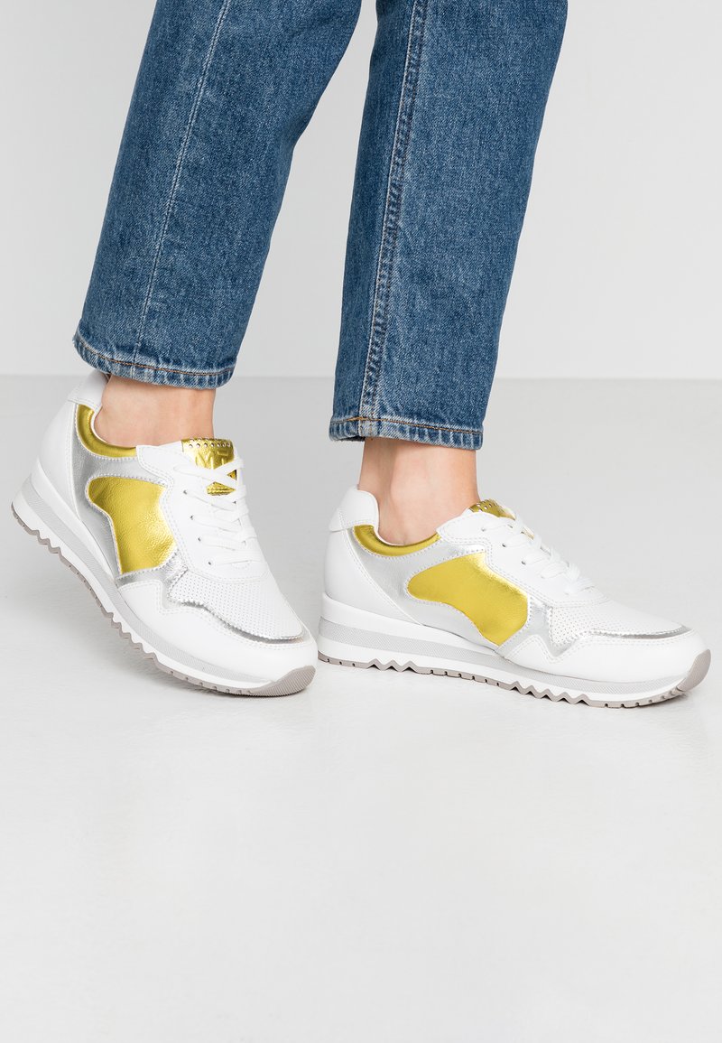 Marco Tozzi LACE UP - Sneaker low - white/yellow