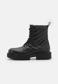 HALF BOOT - Botines con plataforma - nero