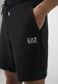 EA7 Emporio Armani Shorts - nero
