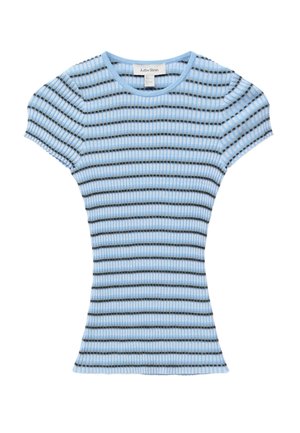 Top de manga corta azul claro acanalado con rayas horizontales negras y blancas y escote redondo.