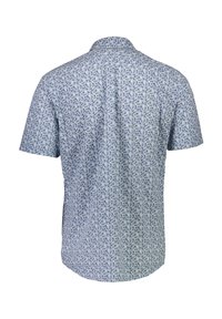 Camicia a maniche corte di colore azzurro chiaro con un motivo floreale. Presenta un colletto classico e un bordo dritto, realizzata in un tessuto leggero.