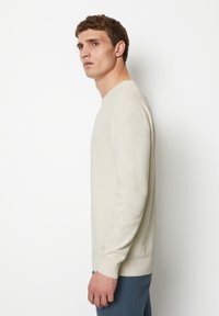 Marc O'Polo CREWNECK - Strickpullover - white cotton