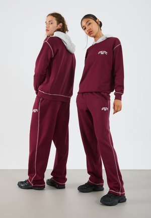 SET UNISEX - Tuta - red