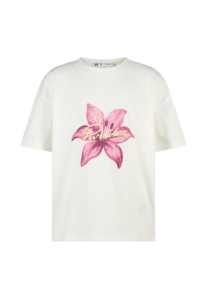 Witte T-shirt met korte mouwen, bedrukt met een grote roze bloem en het woord "Paradise" in gele sierletters over de borst.
