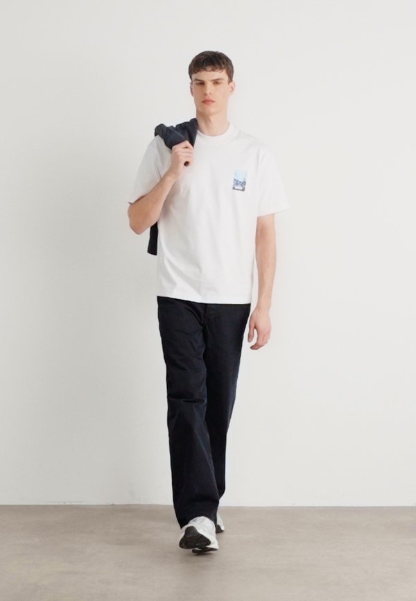 NUMBERS - Print T-shirt - natural4