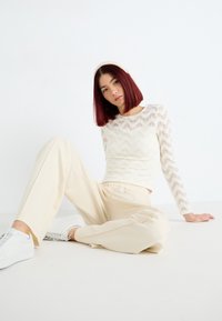 ONLY ONLPOPTRASH SUKI MW - Pantaloni sportivi - whitecap gray