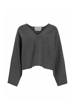 Donkergrijze cropped sweater met een V-hals, lange mouwen en een ontspannen pasvorm. Gemaakt van zacht materiaal met een gladde textuur en minimale naden.