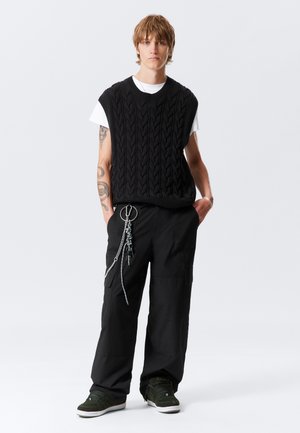 Pořadí 8: Weekday - CABLE VEST - Top